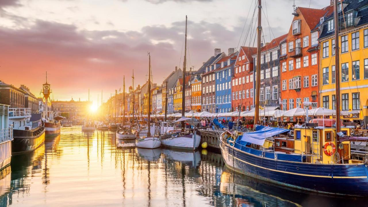 Lavish 4Br Apartment In The Heart Of Cph By The Canals København Eksteriør billede